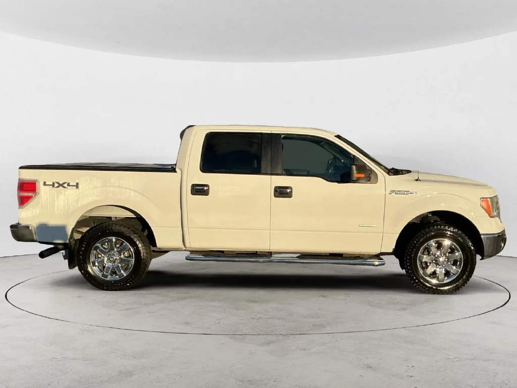 Used 2013 White Ford XLT image 7