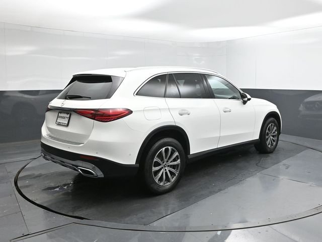 Used 2024 White Mercedes-Benz GLC 300 image 8
