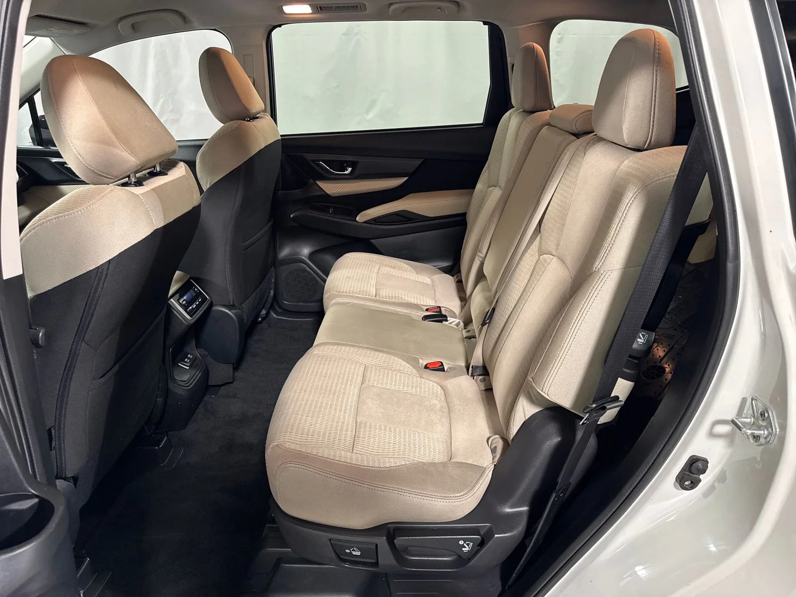 Used 2022 White Subaru Premium image 5