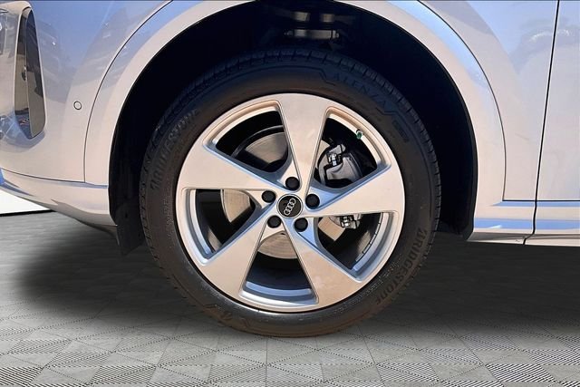 Used 2025 Silver Audi 2.0T Premium Plus image 8