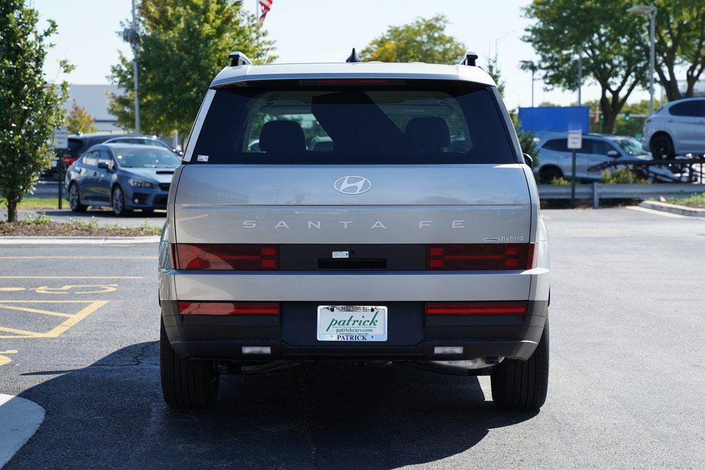 New 2026 Shimmering Silver Hyundai SEL image 6