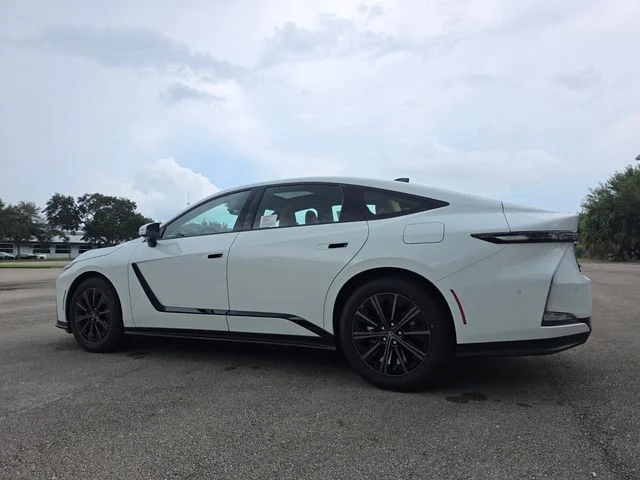 New 2026 Ultra White Lexus PREMIUM PLUS image 5