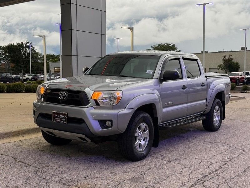 Used 2015 Silver Sky Metallic Toyota Base image 7