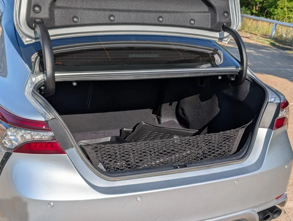 Used 2022 Silver Toyota XSE V6 image 22