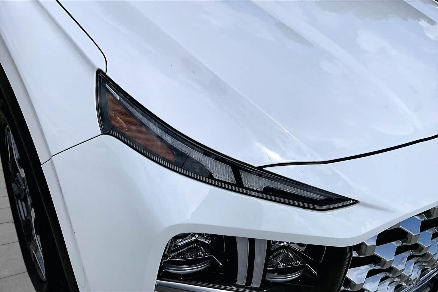 Used 2021 Quartz White Hyundai Limited image 27