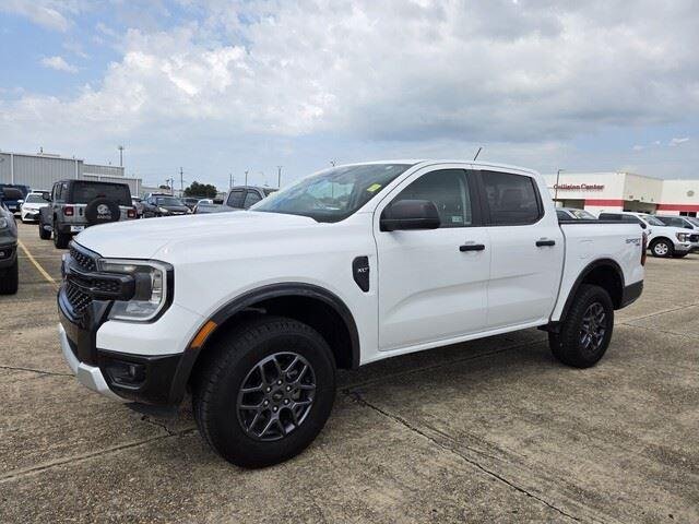 Used 2024 Oxford White Ford XLT image 9