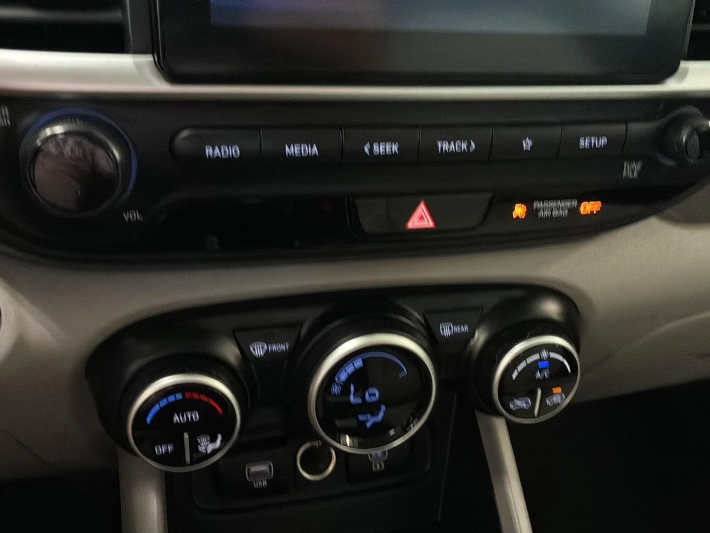 Used 2024 Green Apple Hyundai SEL image 28