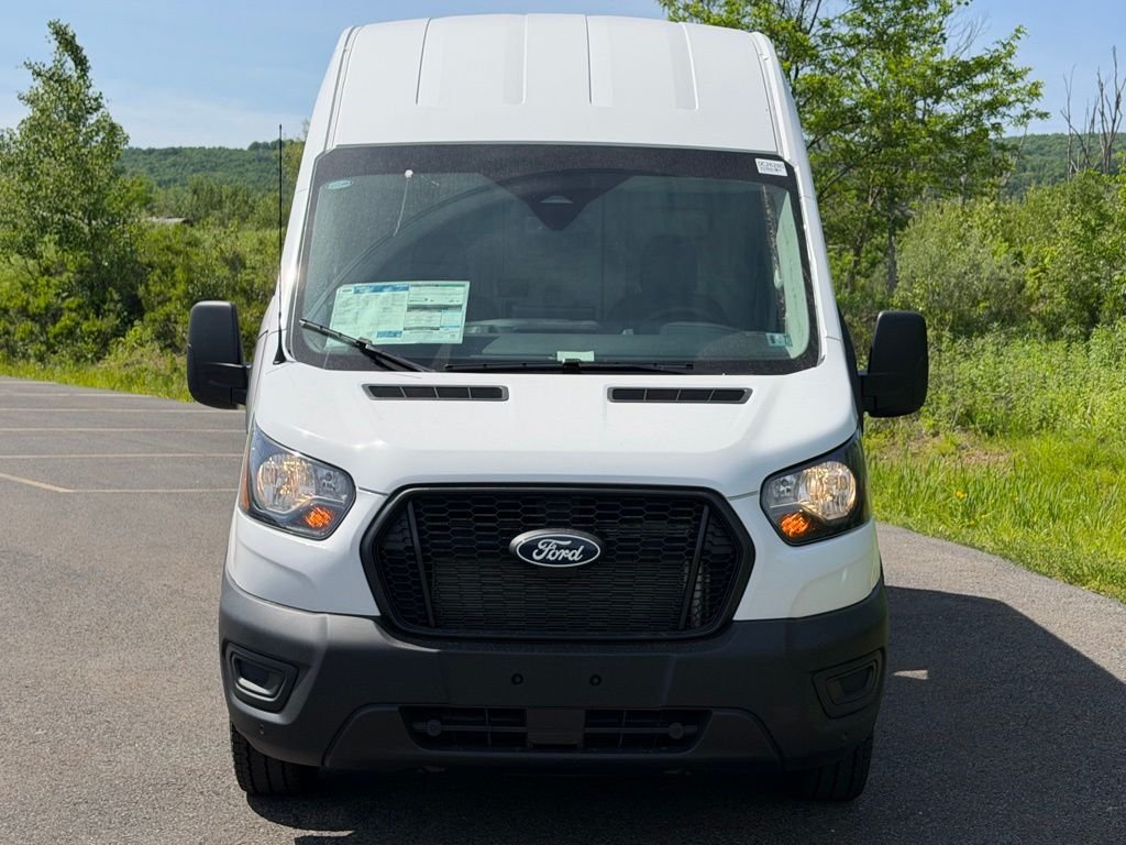 New 2026 Oxford White Ford Cargo Van image 30