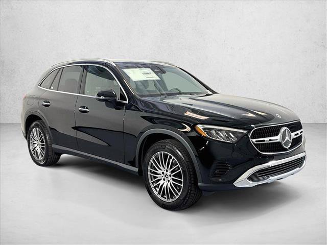 New 2026 Black Mercedes-Benz GLC 300 image 33