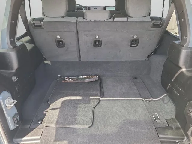 Used 2024 Gray Jeep Sport S image 9