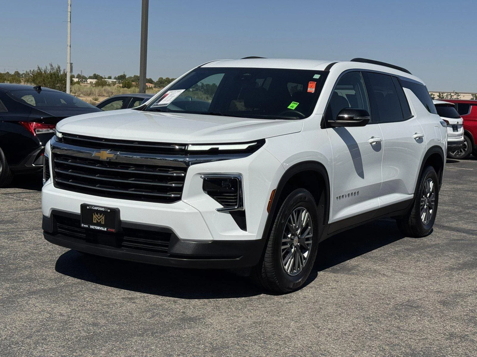 Used 2025 Summit White Chevrolet LT image 3