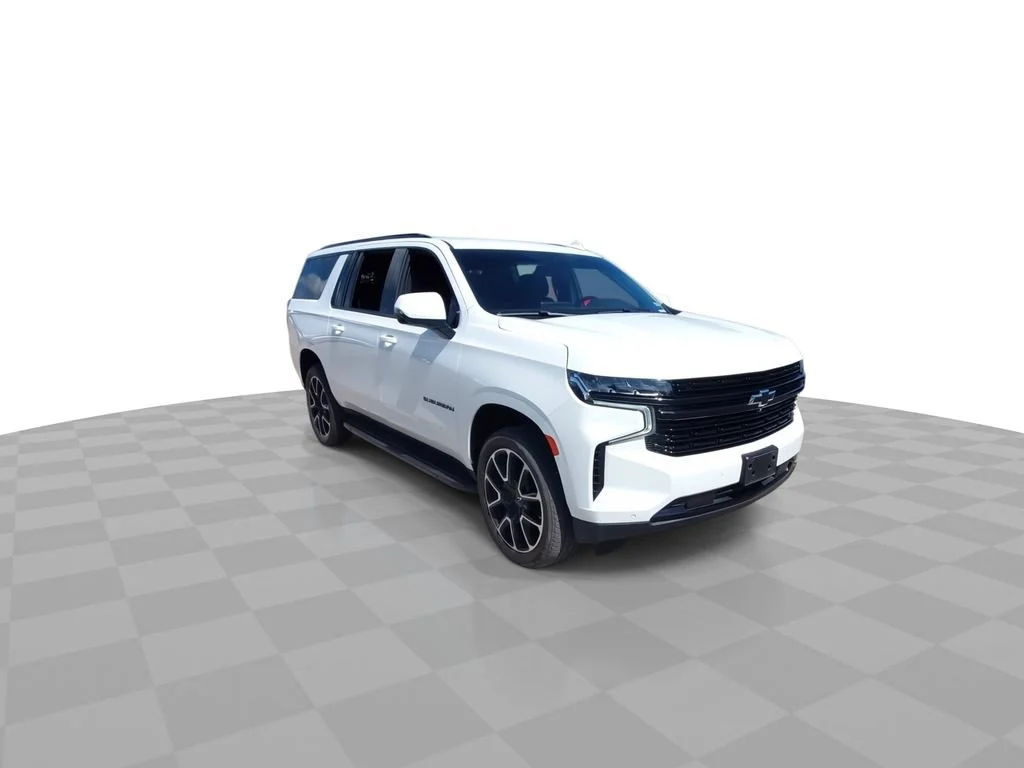 Used 2024 Summit White Chevrolet RST image 2