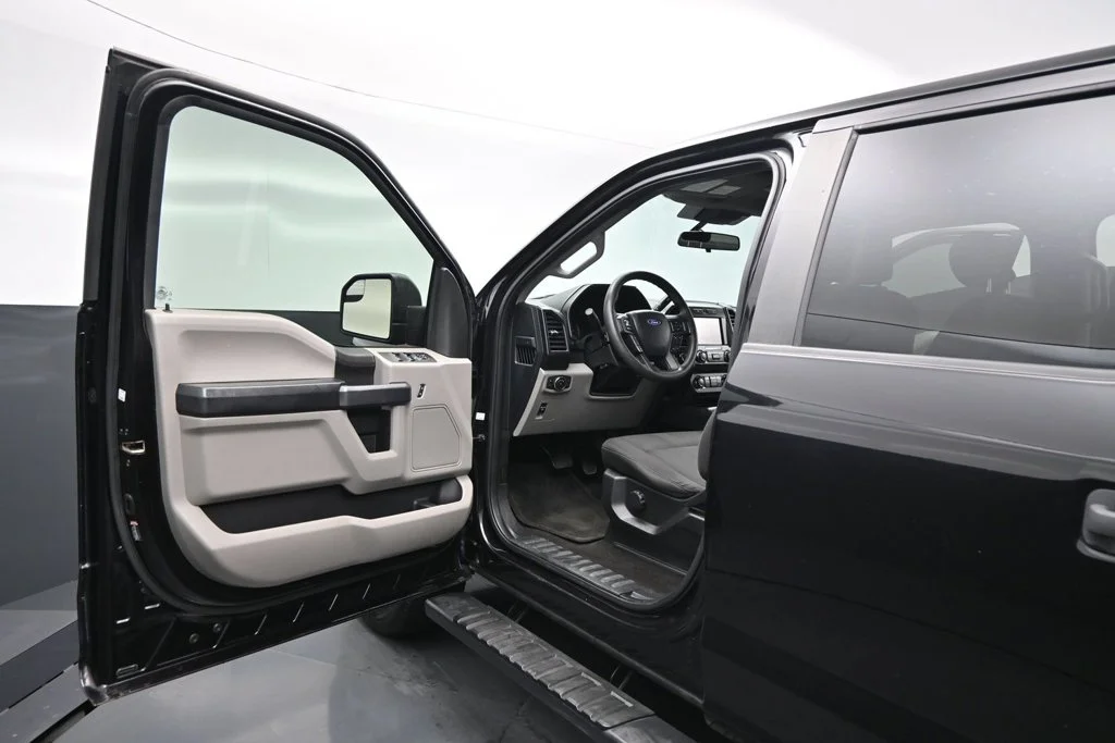 Certified Used 2019 Black Ford XL image 9