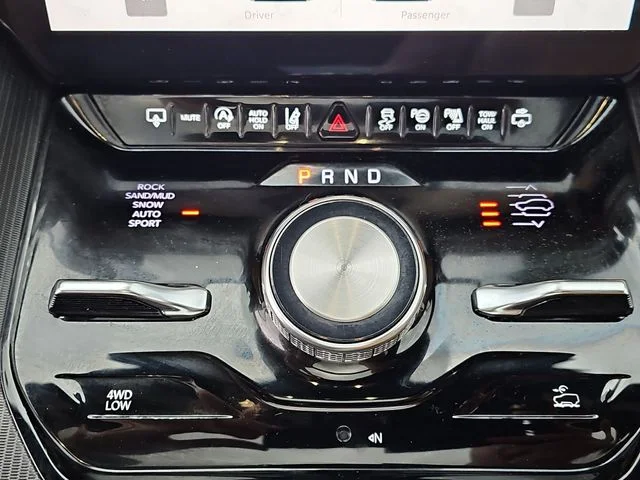 Used 2025 White Jeep Series III image 17