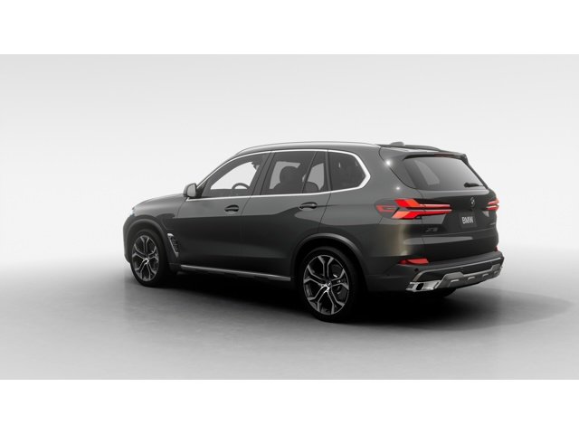 New 2026 Dravit Grey Metallic BMW xDrive50e image 2