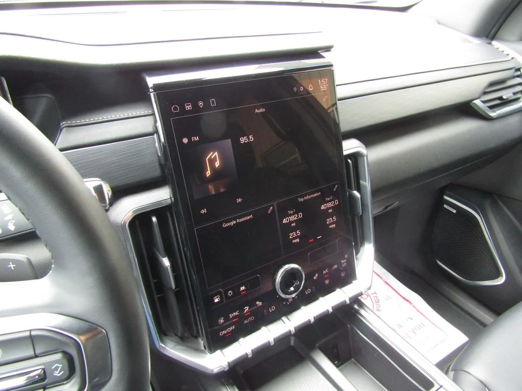 Used 2024 Black GMC Elevation image 32