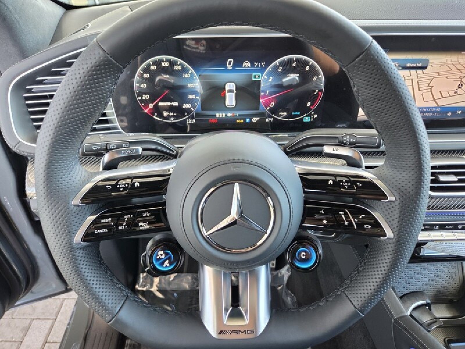 New 2026 MANUFAKTUR Silicon Grey Mercedes-Benz AMG® GLE 63 S 4MATIC+ SUV image 22