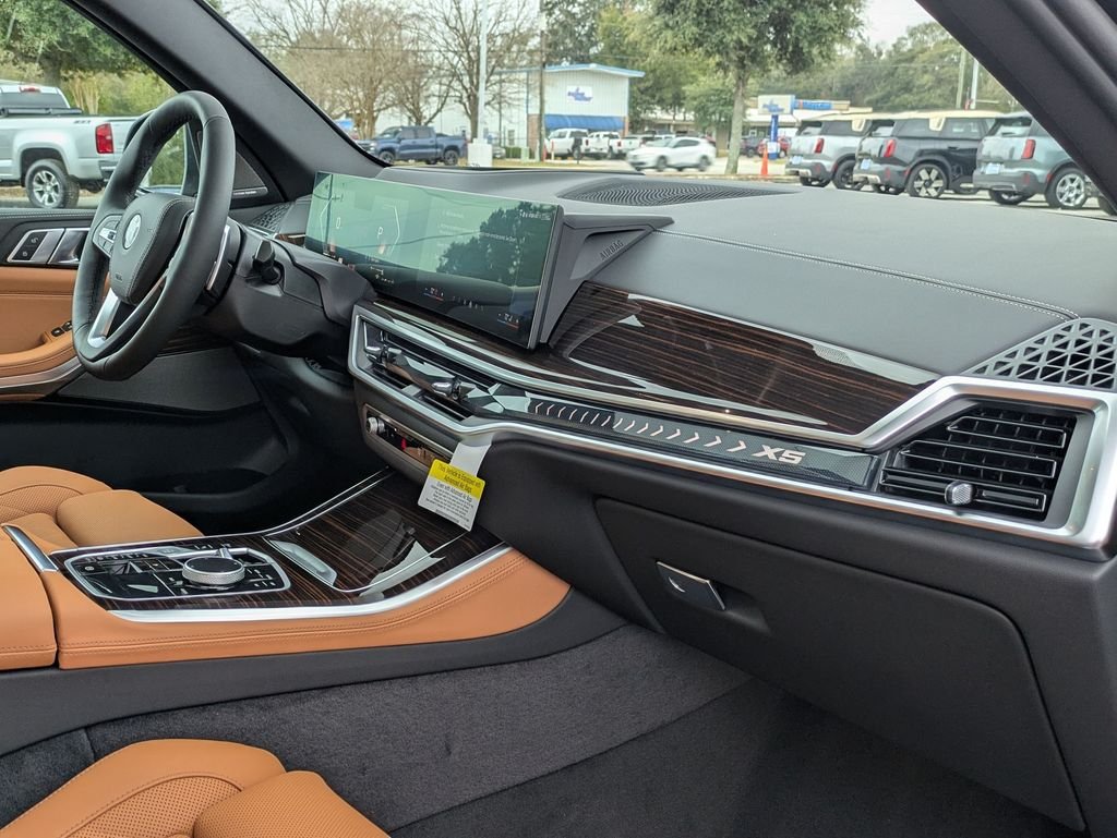 New 2026 Black Sapphire Metallic BMW xDrive40i image 27