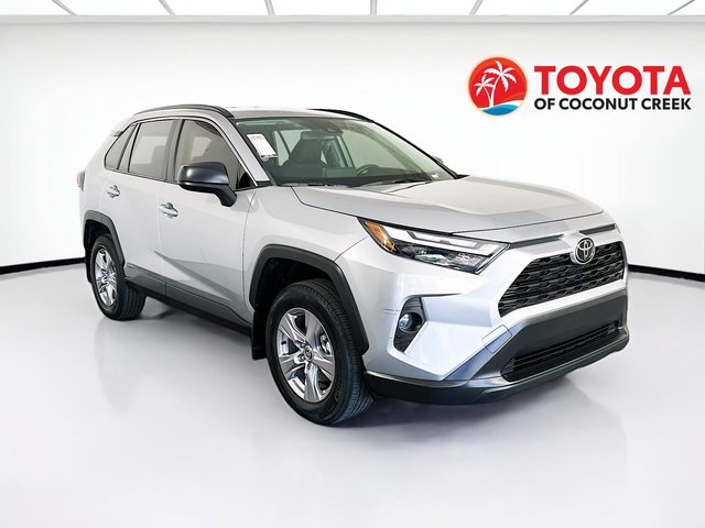 2025 Toyota RAV4 Hybrid LE