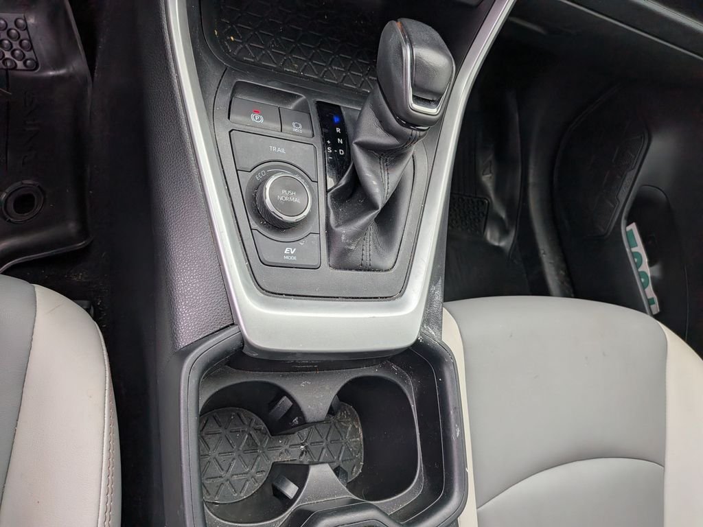 Certified Used 2021 Gray Toyota XLE Premium image 23