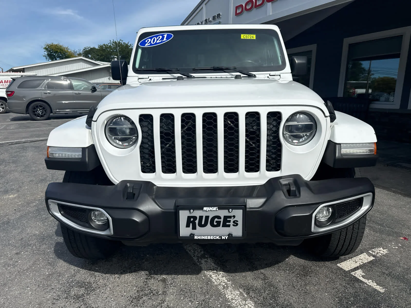 Used 2021 Bright White Clearcoat Jeep Sport S image 8