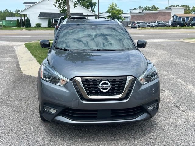 Used 2020 Gray Nissan SR image 8