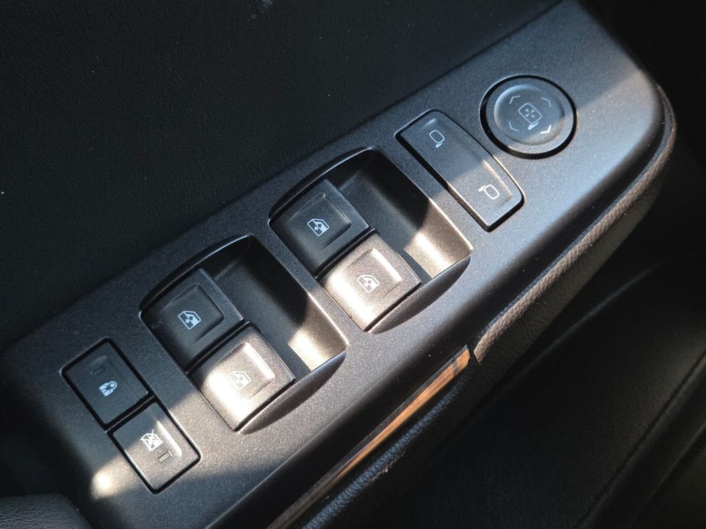 Used 2016 Black Chevrolet LS image 27