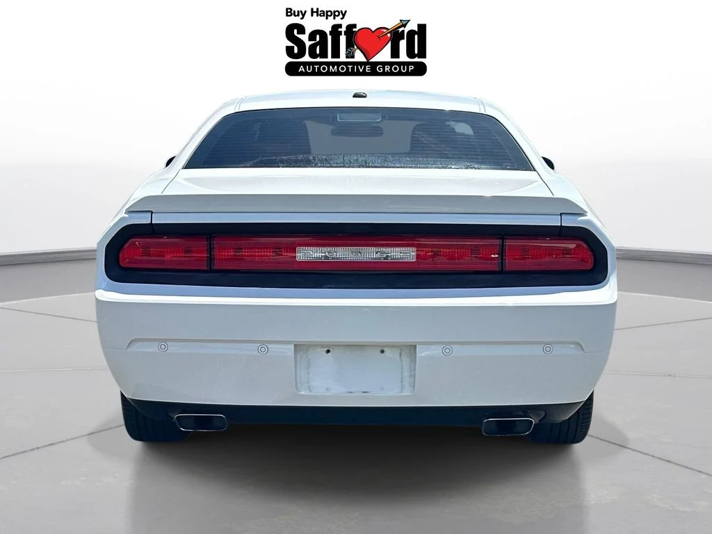 Used 2013 White Dodge R/T image 6