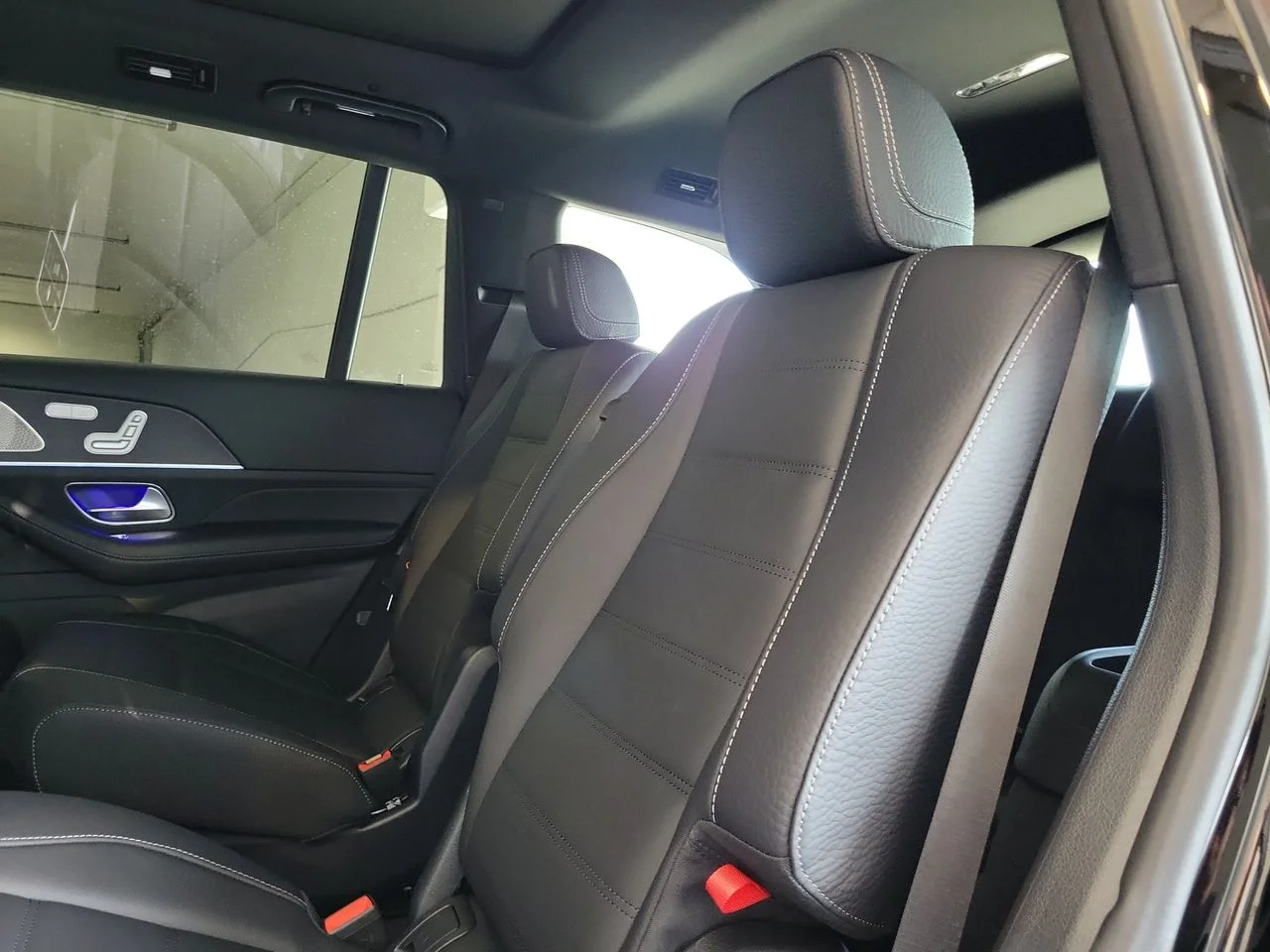 New 2026 Obsidian Black Metallic Mercedes-Benz GLS 580 image 14