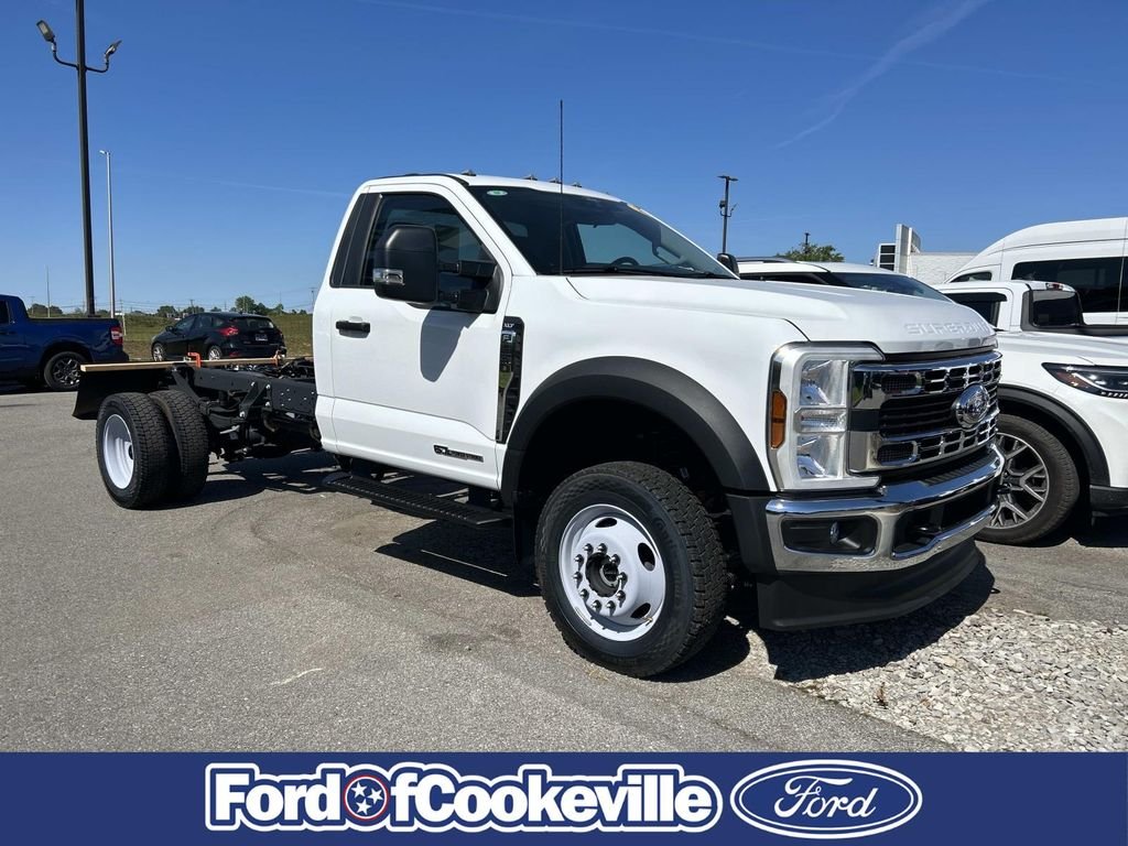 2025 Ford F-450 XLT 4x4 Regular Cab 169-In DRW's photo