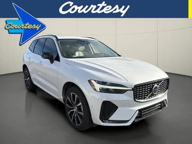 2024 Volvo XC60 B5 Plus Dark Theme