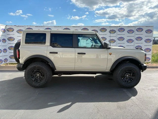 2026 Ford Bronco Badlands 4x4's photo