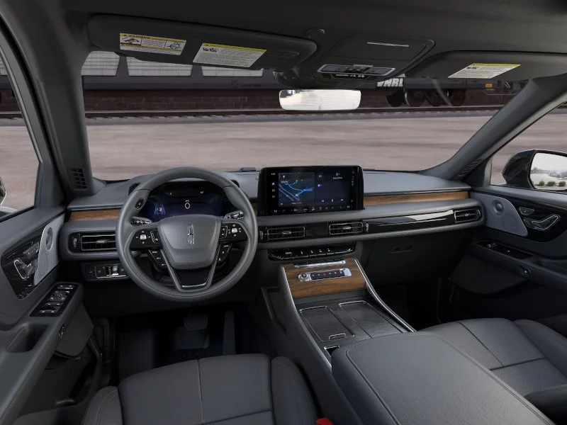 New 2026 Infinite Black Metallic Clearcoat Lincoln Reserve® image 9