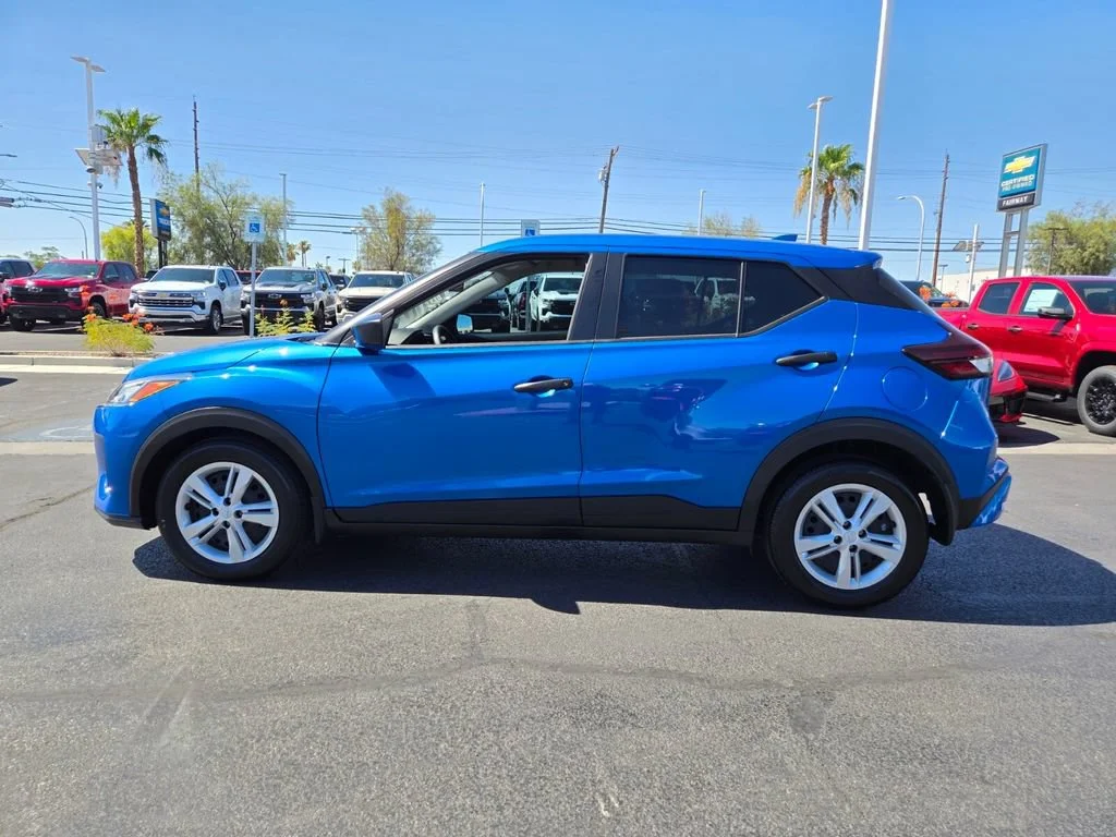 Used 2024 Electric Blue Met Nissan S image 3