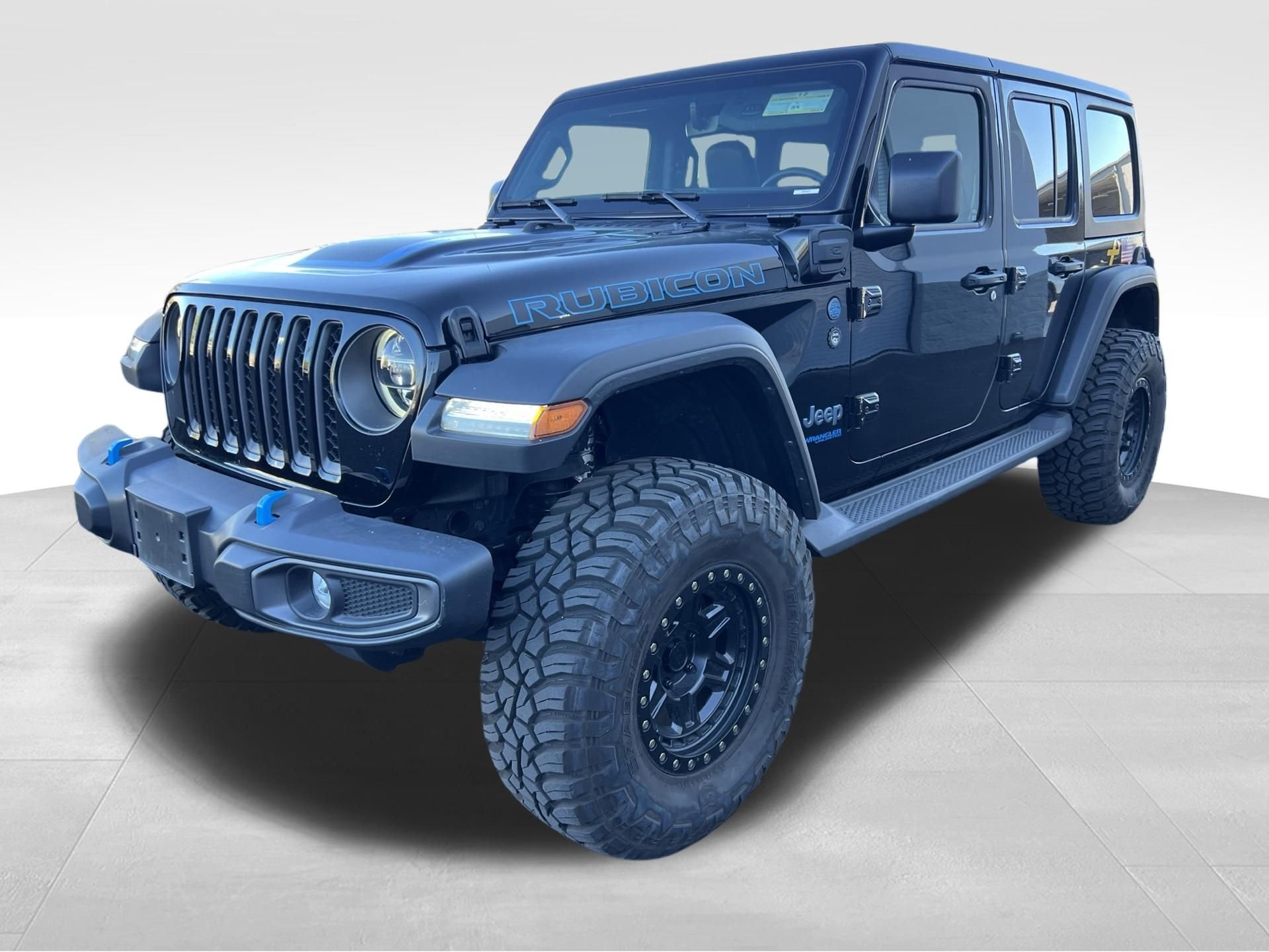 Used 2022 Black Jeep Unlimited Rubicon 4xe image 9