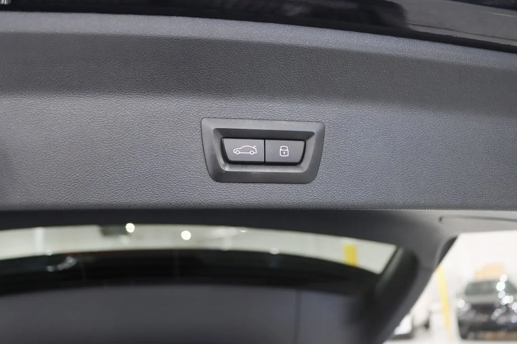 Used 2023 Black BMW M40i image 42