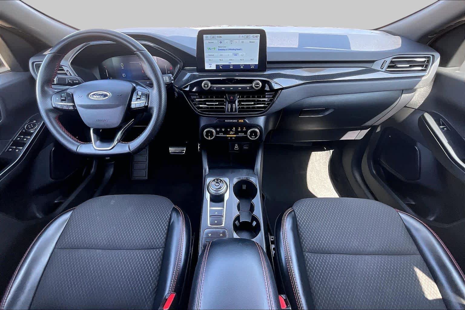 Used 2024 Agate Black Metallic Ford ST-Line image 14