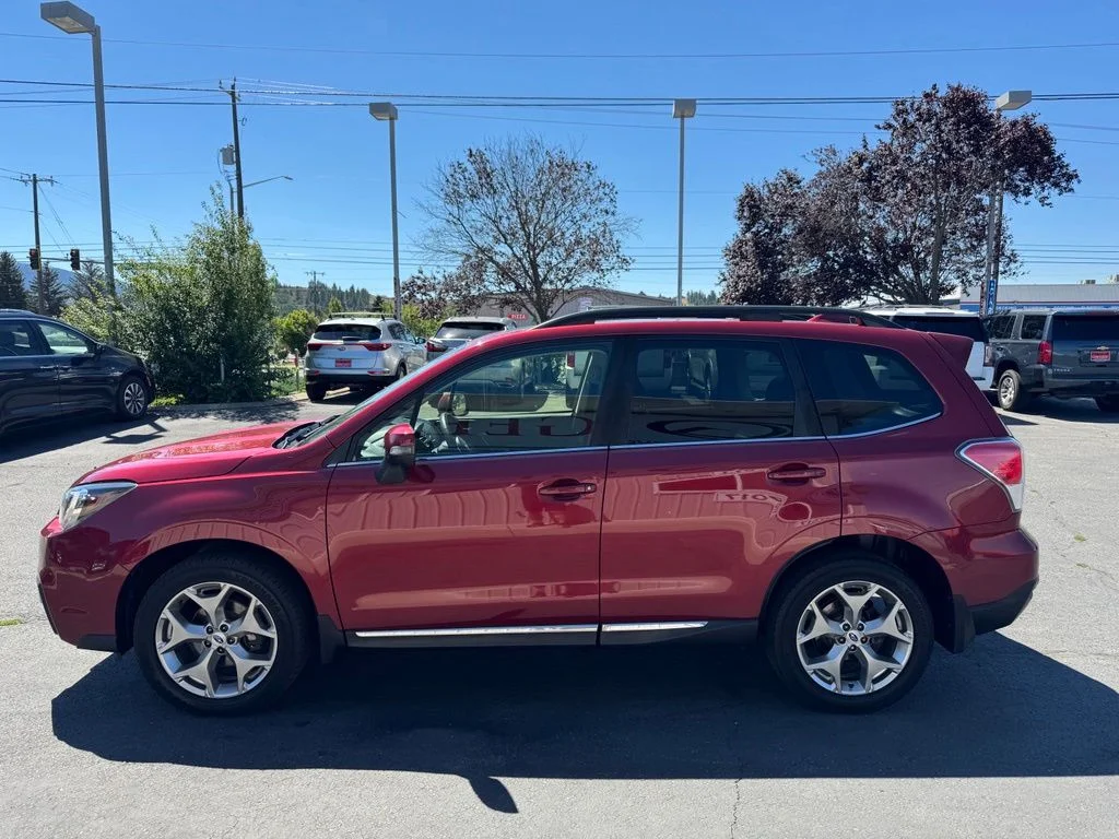 Used 2018 Red Subaru 2.5i Touring image 6