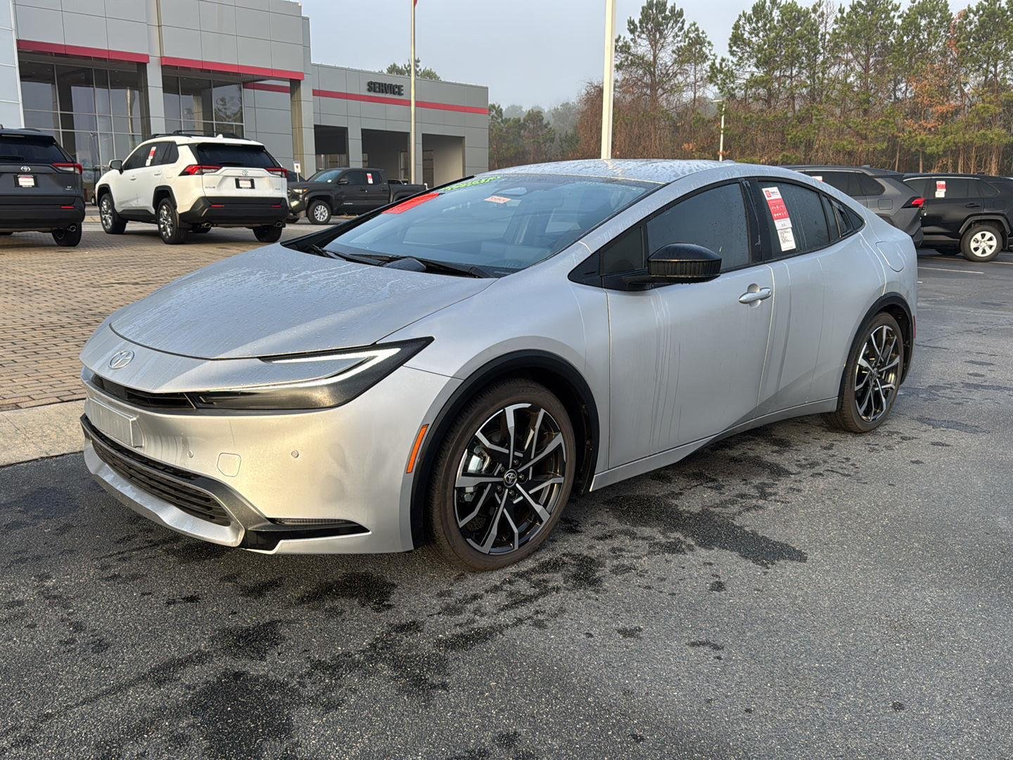 New 2025 Cutting Edge Toyota XSE image 2
