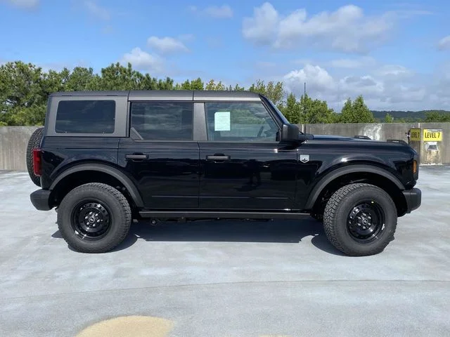 New 2026 Shadow Black Ford Big Bend image 2