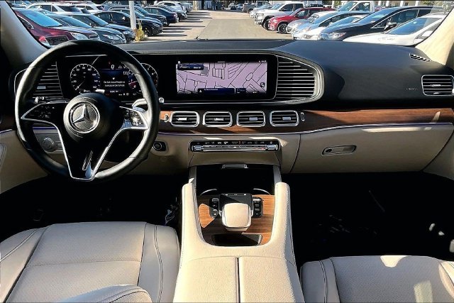 Certified Used 2024 Black Mercedes-Benz GLE 350 image 12