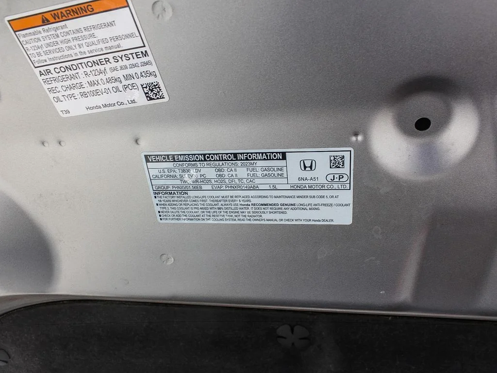 Certified Used 2023 Lunar Silver Metallic Honda LX image 28