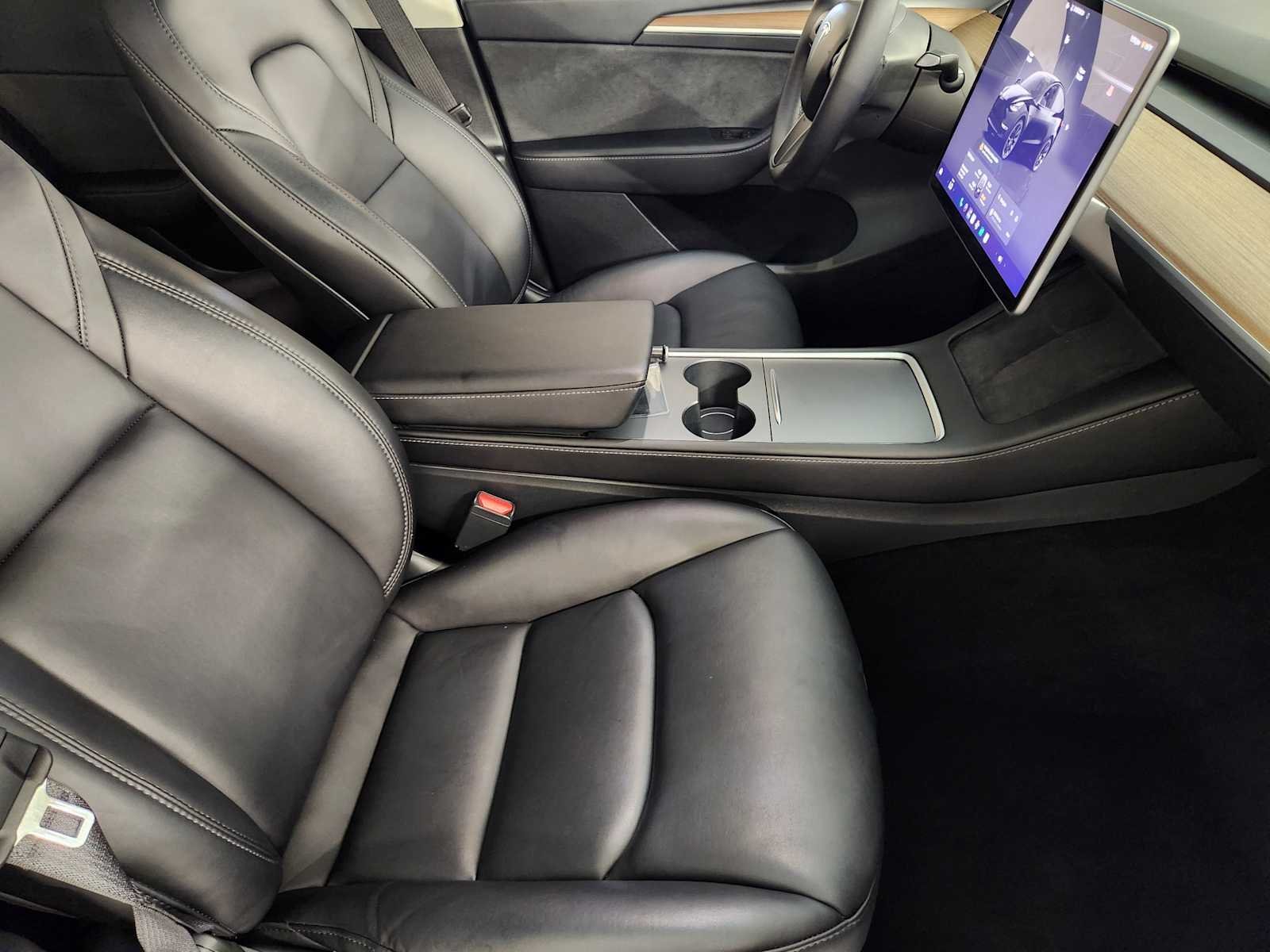 Used 2023 Solid Black Tesla Long Range image 3