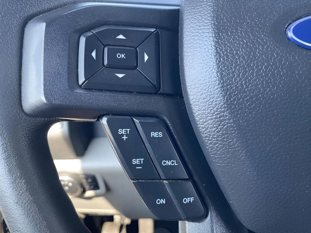 Used 2022 White Ford XL image 21