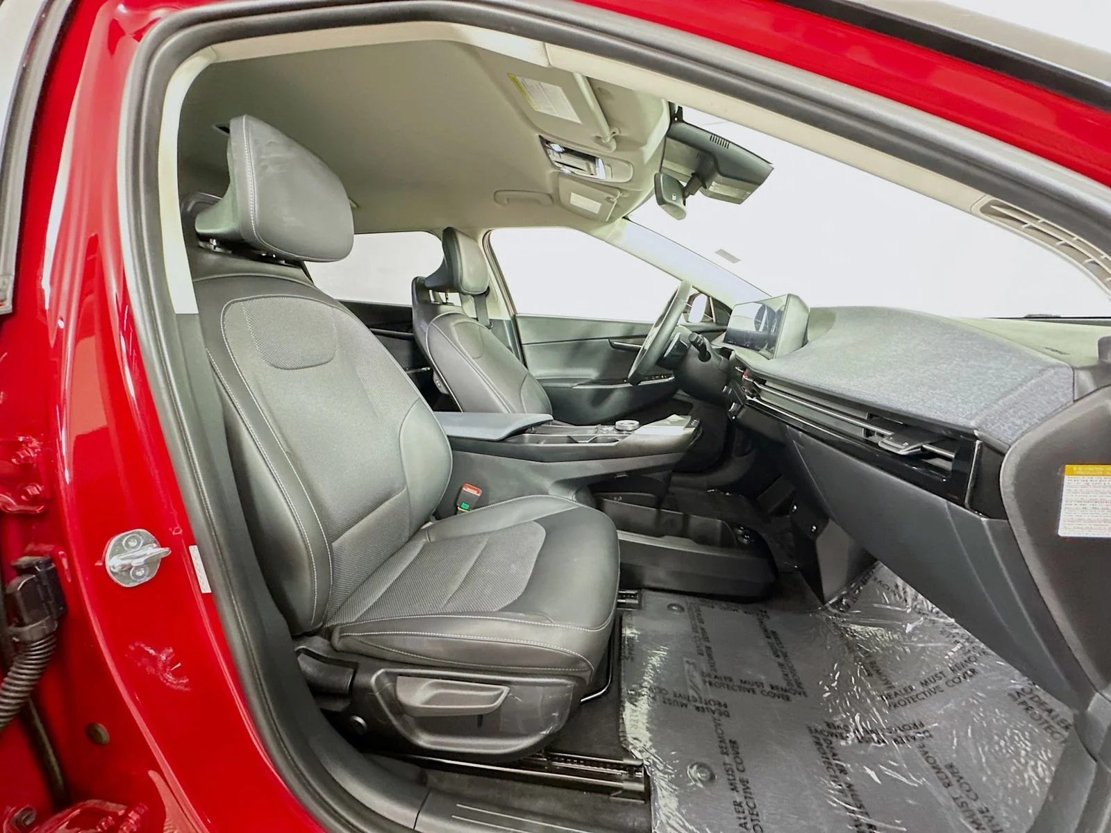 Used 2024 Runway Red Kia Light image 28