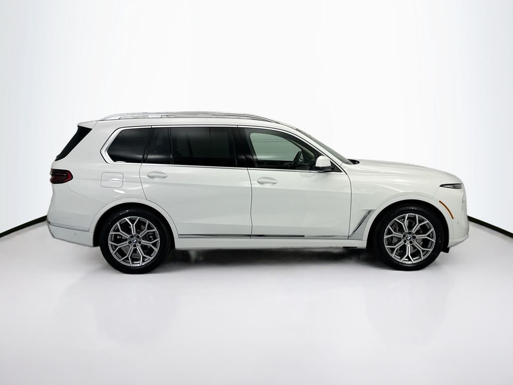 New 2027 Alpine White BMW xDrive40i image 4
