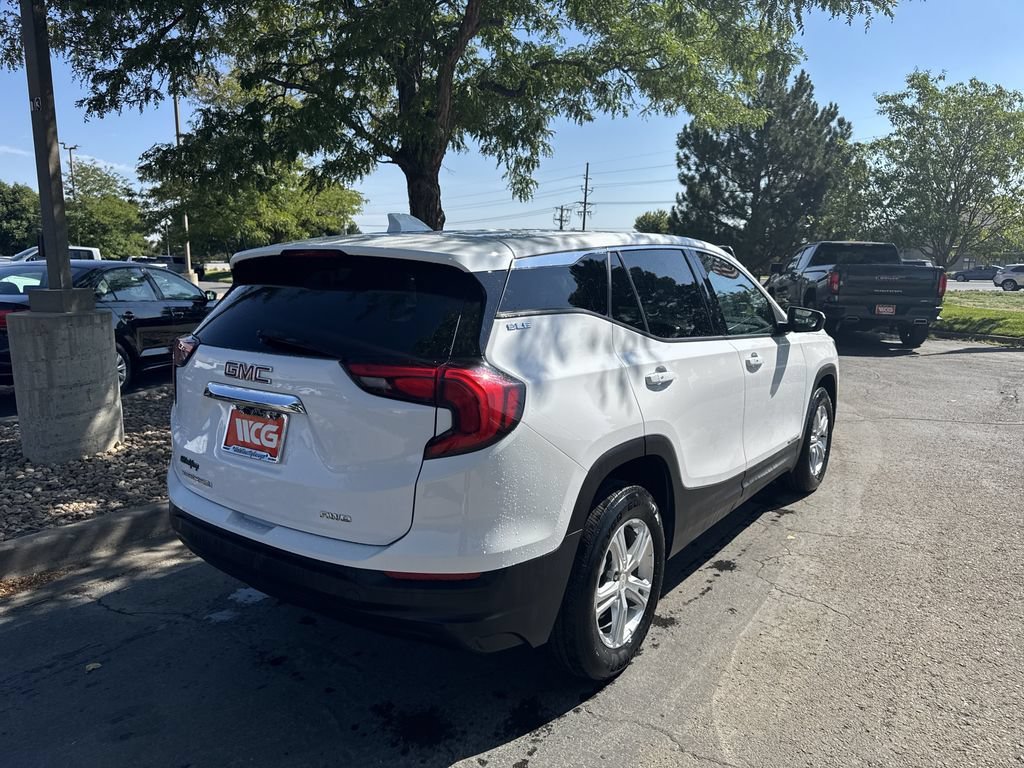 Used 2019 SUMMIT WHITE GMC SLE image 7