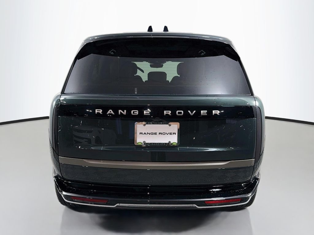 New 2026 Belgravia Green Land Rover SE LWB 7-Seats / V8 image 6