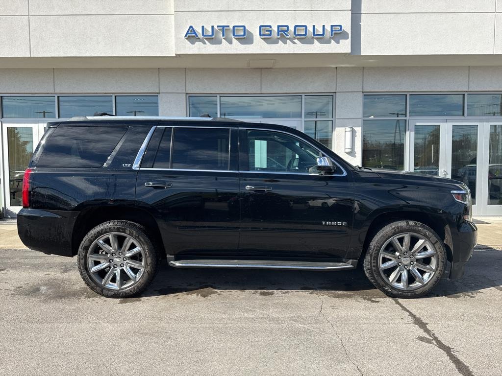 2016 Chevrolet Tahoe LTZ photo 2