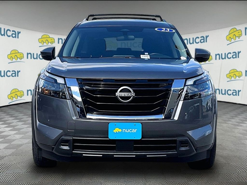 Used 2023 Gray Nissan SV image 2